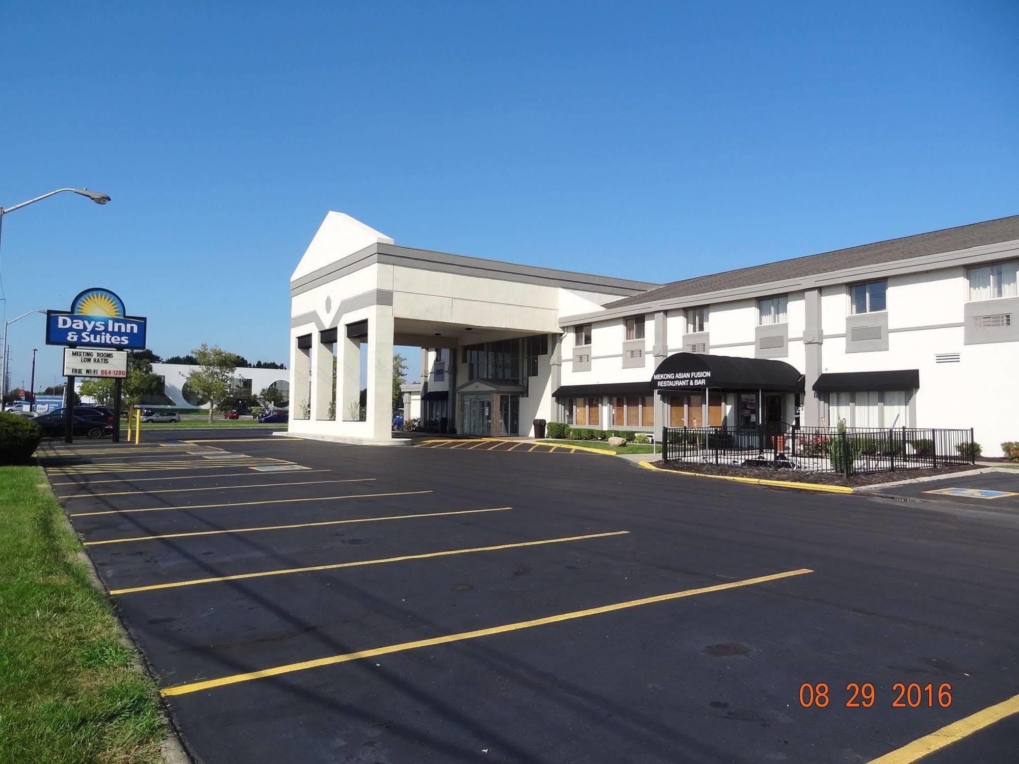 Days Inn By Wyndham Columbus East Airport Exteriör bild